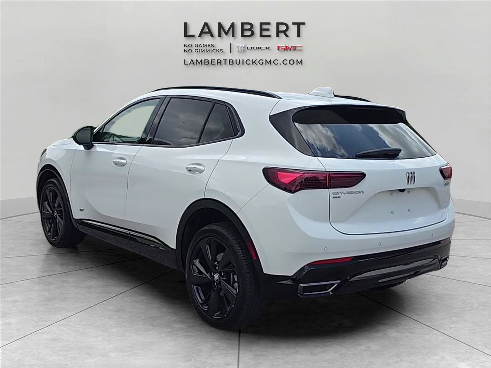 Used 2025 Buick Envision Sport Touring AWD/4WD image 3