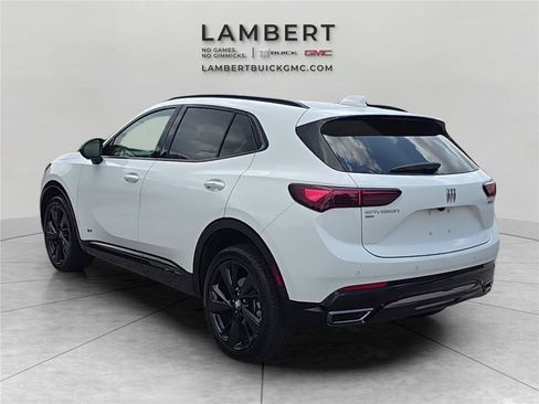 Used 2025 Buick Envision Sport Touring AWD/4WD image 3