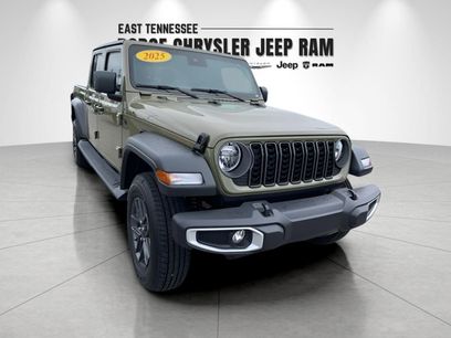 New 2025 Jeep Gladiator Sport