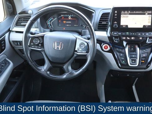Used 2018 Honda Odyssey Elite image 11
