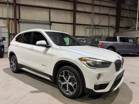 Used 2018 BMW X1 sDrive28i FWD image 2