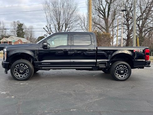 New 2026 Ford F250 Platinum w/ FX4 Off-Road Package image 3