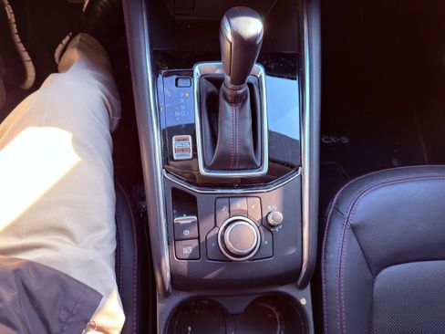 Used 2024 MAZDA CX-5 Carbon Edition image 33