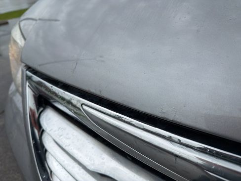 Used 2014 Chrysler Town & Country Touring image 12