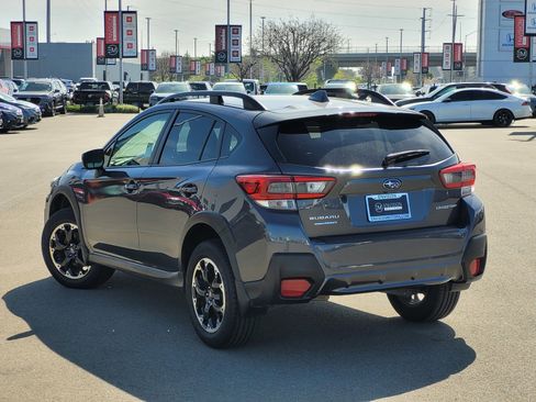 Used 2023 Subaru Crosstrek 2.0i Premium AWD/4WD image 7