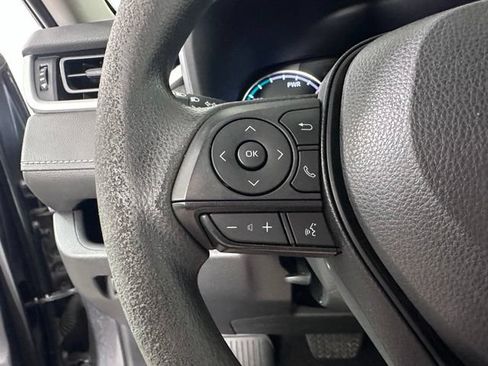 Used 2022 Toyota RAV4 XLE w/ Carpet Mat Package (TMS) AWD/4WD image 23