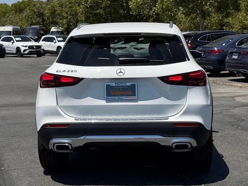 New 2026 Mercedes-Benz GLA 250 image 8