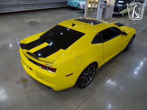 Used 2010 Chevrolet Camaro SS w/ RS Package image 14