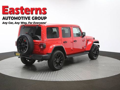 Used 2025 Jeep Wrangler Unlimited Sahara image 39