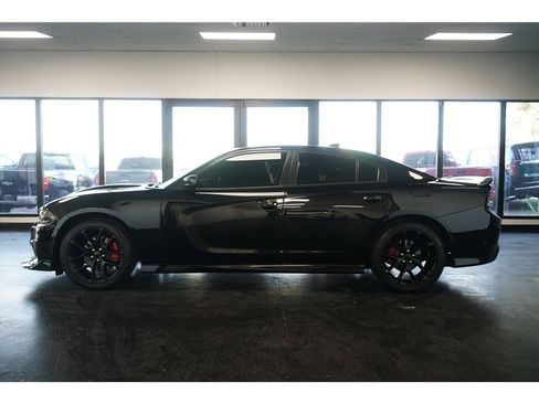 Used 2020 Dodge Charger GT RWD image 4