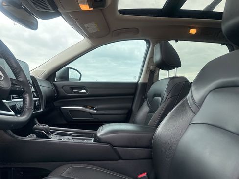 Certified 2022 Nissan Pathfinder SL w/ SL Premium Package image 38