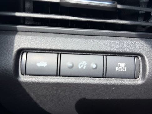 Used 2024 Nissan Altima 2.5 S FWD image 20