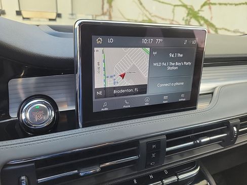 Used 2022 Lincoln Corsair FWD w/ Equipment Group 101A image 40