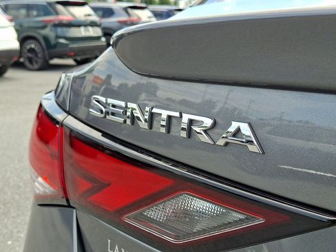 Certified 2023 Nissan Sentra SR w/ SR Premium Package FWD image 29