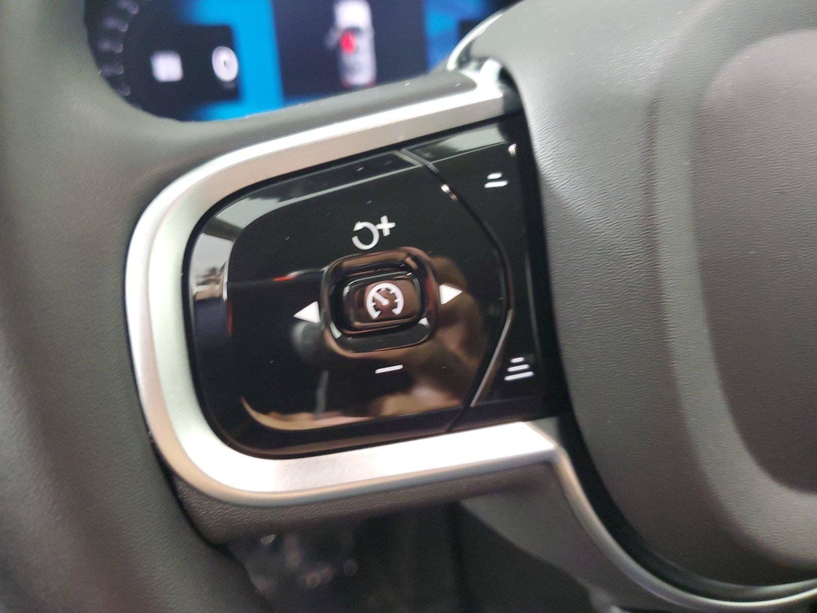 Certified 2026 Volvo XC90 B6 Plus AWD/4WD image 26