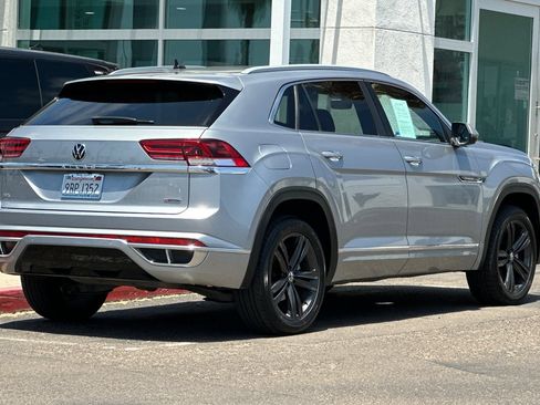Used 2022 Volkswagen Atlas Cross Sport SEL R-Line AWD/4WD image 5