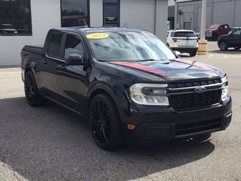 Used 2024 Ford Maverick XLT image 3