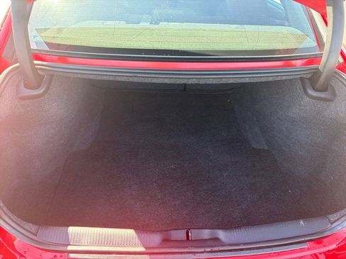 Used 2022 Dodge Charger SXT RWD image 19