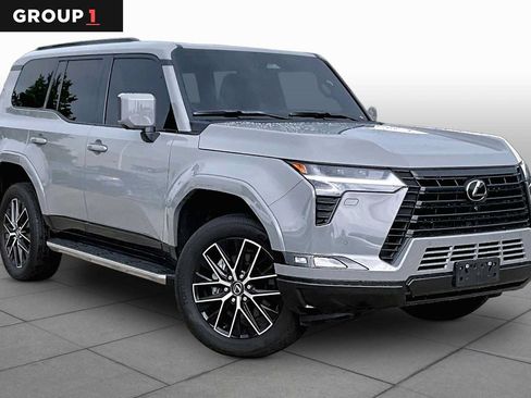 Certified 2025 Lexus GX 550 w/ Cold Area Package AWD/4WD image 3