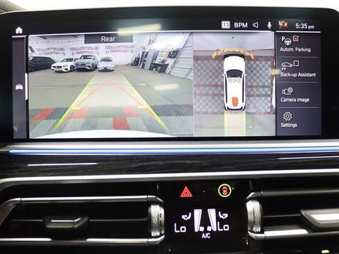 Used 2022 BMW X7 M50i AWD/4WD image 34