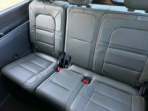 Used 2023 Lincoln Navigator Black Label AWD/4WD image 19