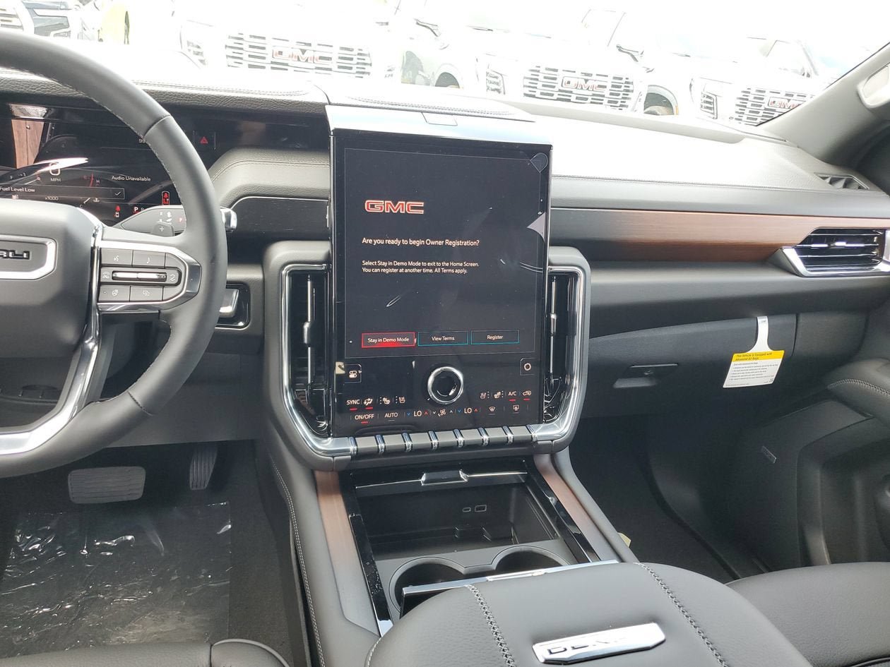 New 2026 GMC Yukon Denali RWD image 14