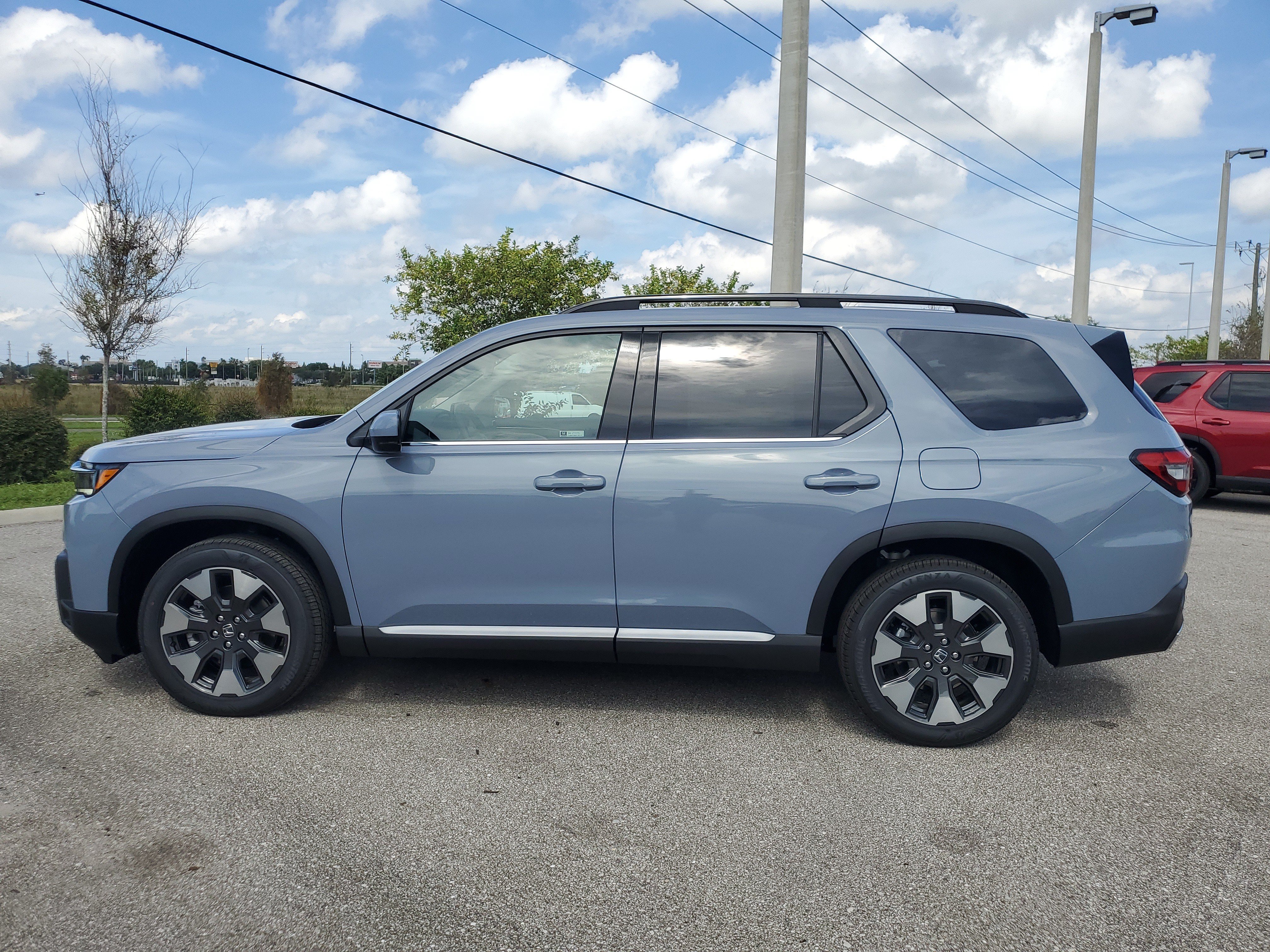 New 2026 Honda Pilot Elite image 4