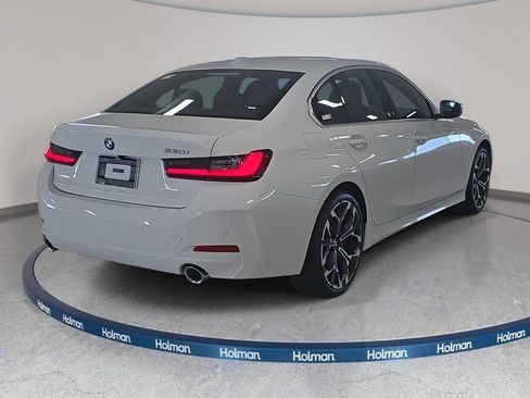 Used 2026 BMW 330i Sedan w/ Convenience Package RWD image 4