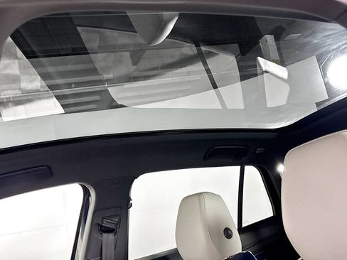Certified 2023 Volkswagen ID.4 Pro S AWD/4WD image 19