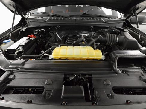 Used 2016 Ford F150 Lariat w/ Equipment Group 502A Luxury image 40