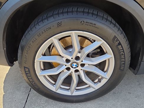 Used 2021 BMW X5 xDrive40i image 5