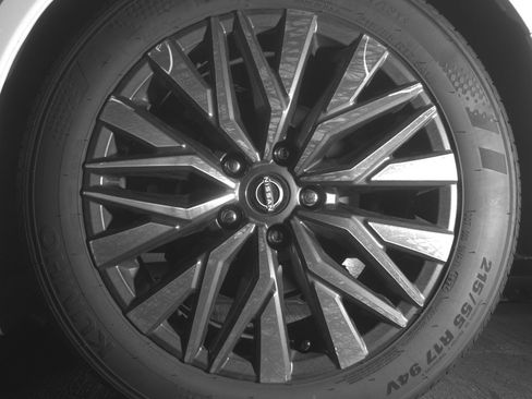 Used 2025 Nissan Altima 2.5 SV image 14