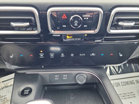 New 2026 Nissan Sentra SR w/ SR Premium Package image 15