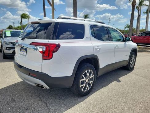 Certified 2023 GMC Acadia SLE w/ Driver Convenience Package FWD image 4