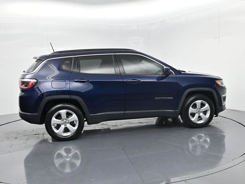 Used 2020 Jeep Compass Latitude image 8