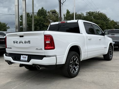 Used 2025 RAM 1500 Laramie w/ Sport Appearance Package AWD/4WD image 5