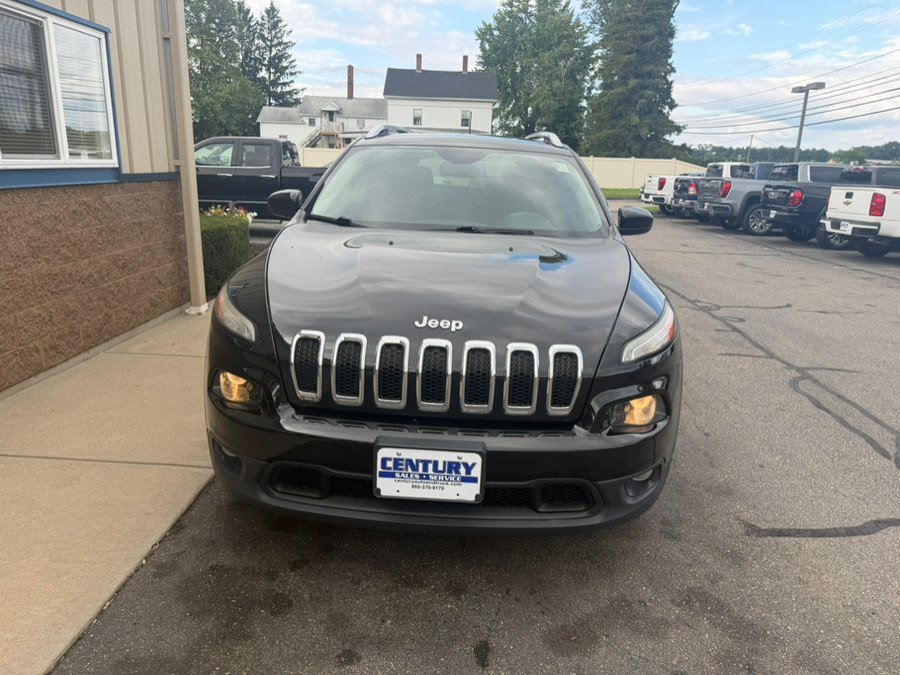 Used 2016 Jeep Cherokee Latitude w/ Cold Weather Group FWD image 2