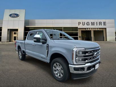 New 2025 Ford F250 Lariat w/ Lariat Ultimate Package