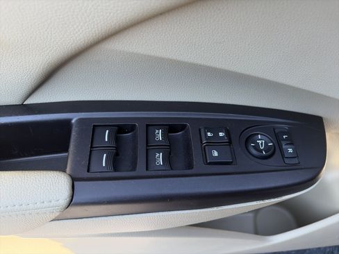 Used 2016 Acura RDX FWD w/ Technology Package image 14