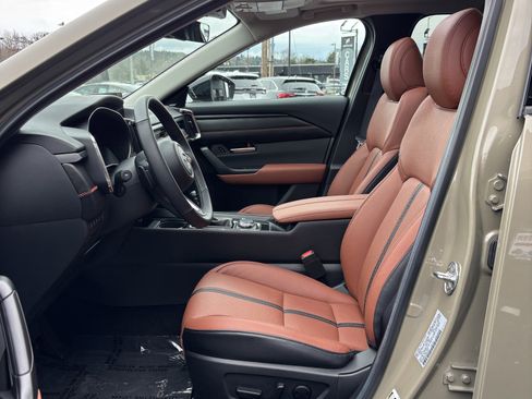 Certified 2025 MAZDA CX-50 2.5 Turbo w/ Premium Plus Pkg image 22