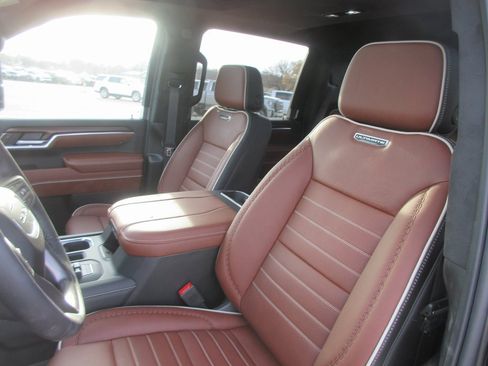 New 2026 GMC Sierra 2500 Denali Ultimate image 14