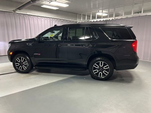 Used 2024 GMC Yukon AT4 w/ Technology Package image 4