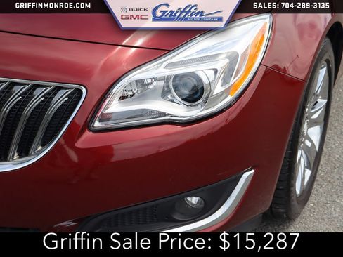Certified 2017 Buick Regal Premium w/ Driver Confidence Package #1 FWD image 10