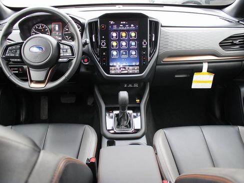 Used 2025 Subaru Forester Sport image 22