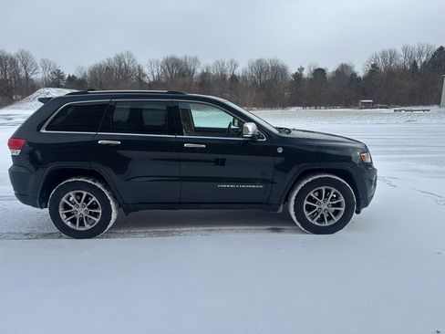 Used 2015 Jeep Grand Cherokee Limited w/ Luxury Group II image 4