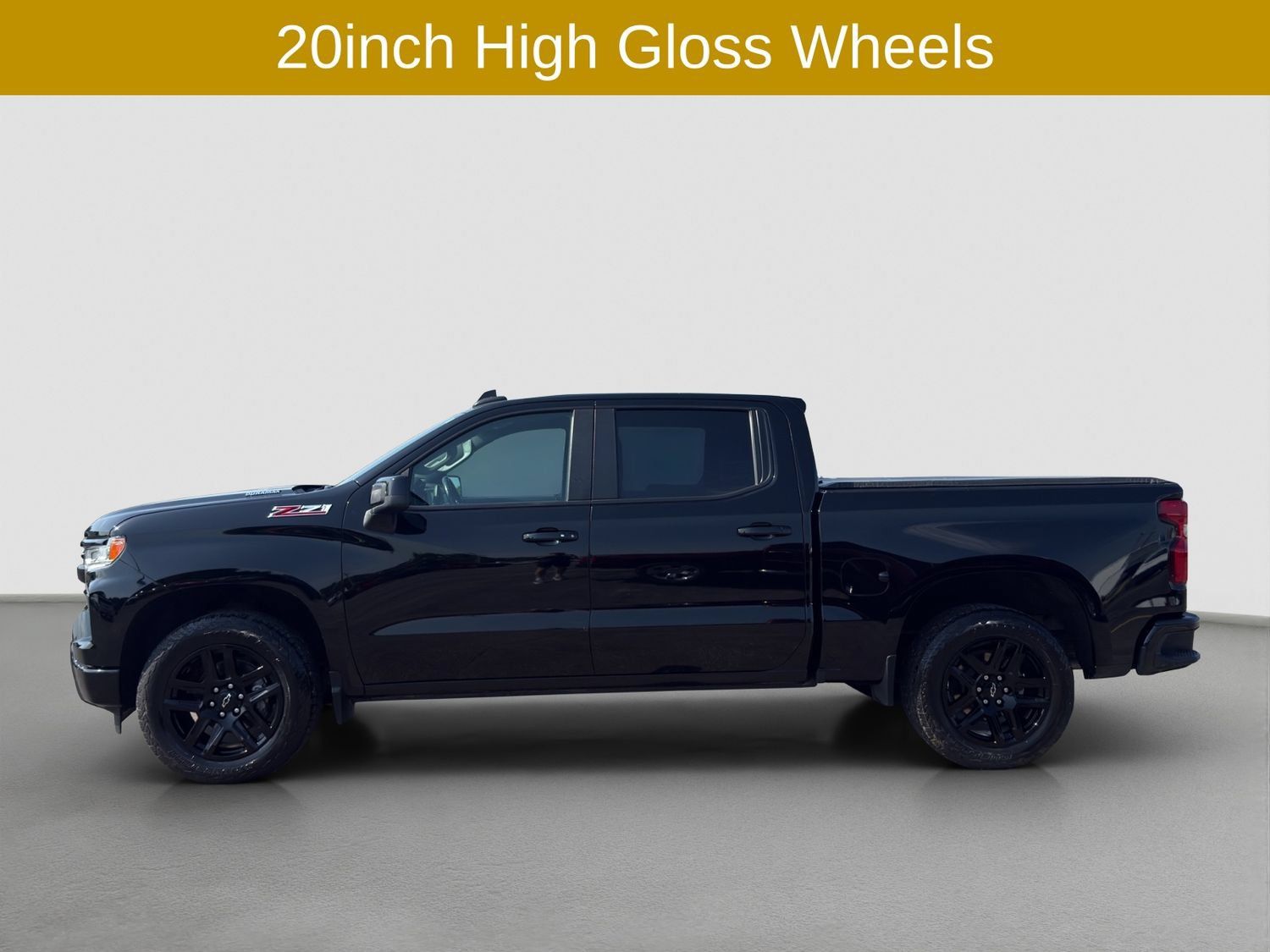 Used 2023 Chevrolet Silverado 1500 RST AWD/4WD image 3