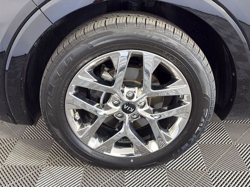 Used 2019 Kia Sorento SX image 40