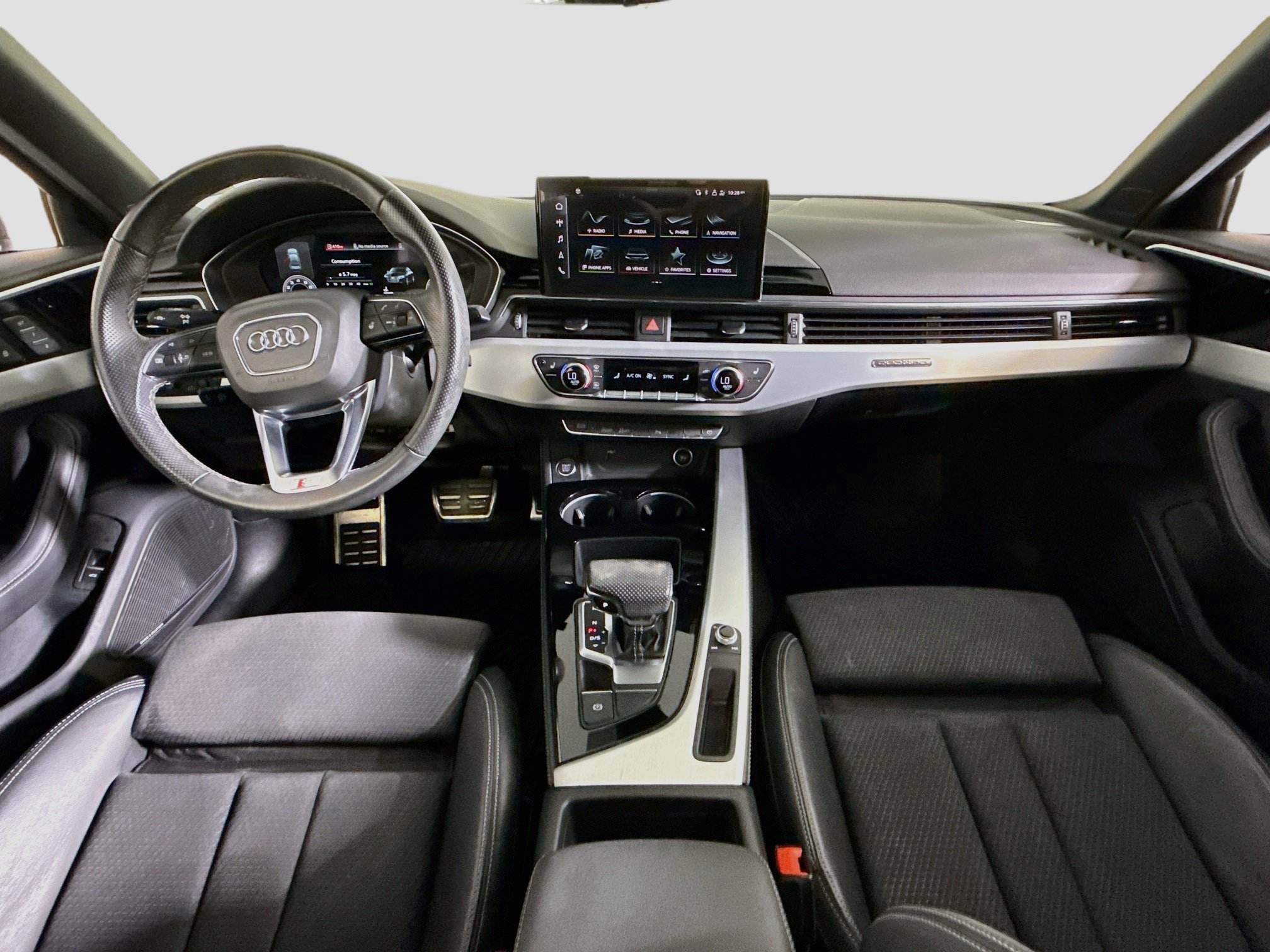 Used 2023 Audi A4 2.0T Premium Plus w/ Premium Plus Package AWD/4WD image 11