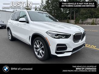 Used 2023 BMW X5 xDrive40i w/ Parking Assistance Package video 1