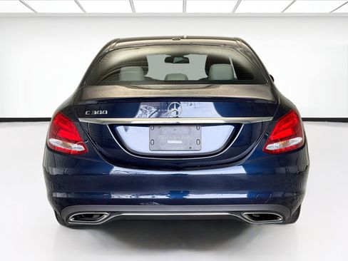 Used 2018 Mercedes-Benz C 300 Sedan image 5